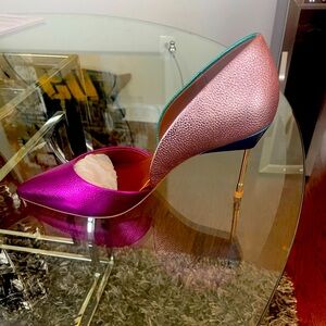 Kurt Geiger Bond 90 Metallic Leather Dress Pumps. Size 40.